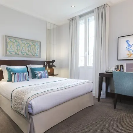 Luxury - Arc De Triomphe 1 *