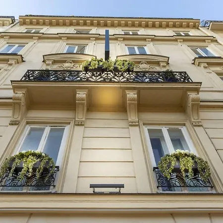 Luxury - Arc De Triomphe 1